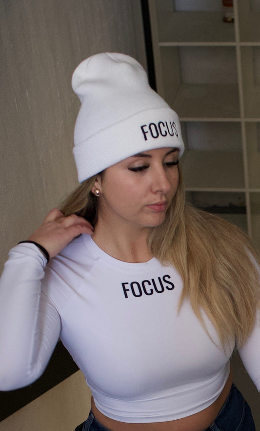 Focus Cuffed Beanie Black Sign